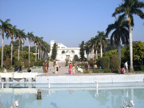 Pinjore Garden (Yadavindra Gardens)